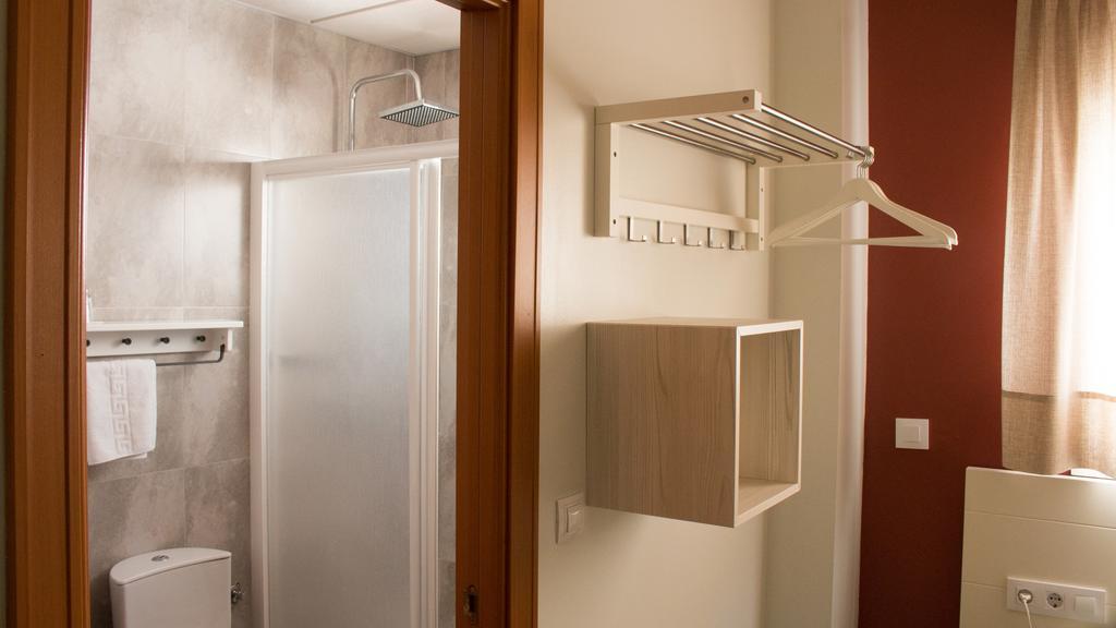Hostal San Vicente II Sevilla Eksteriør billede