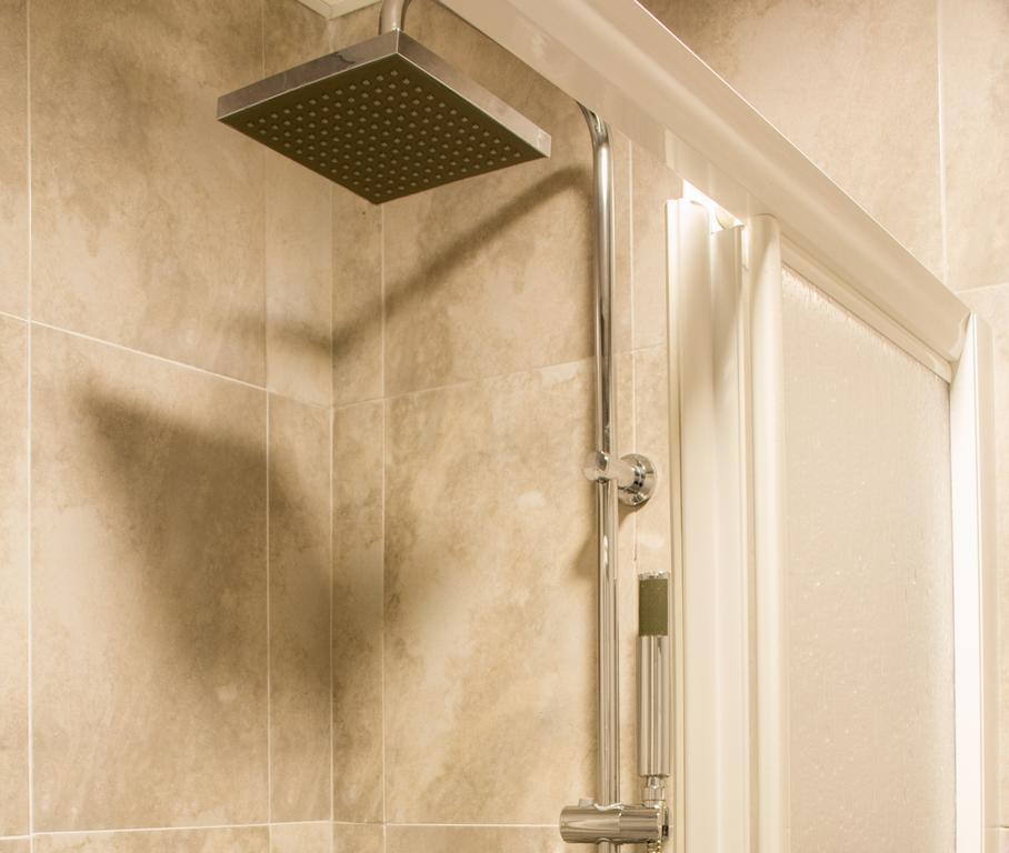 Hostal San Vicente II Sevilla Eksteriør billede